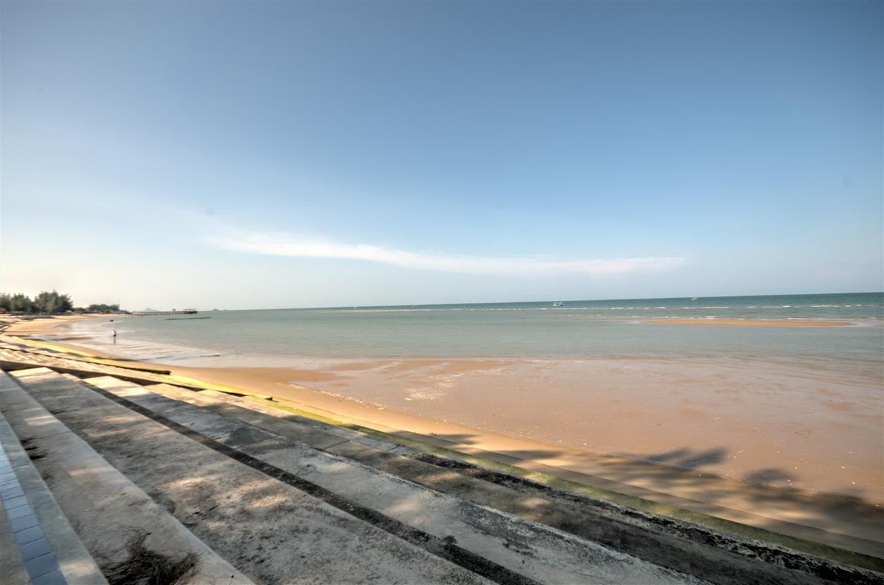 Palm Beach Resort Pran Buri Extérieur photo