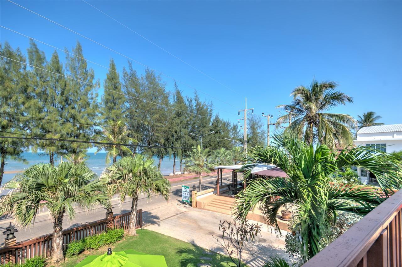Palm Beach Resort Pran Buri Extérieur photo