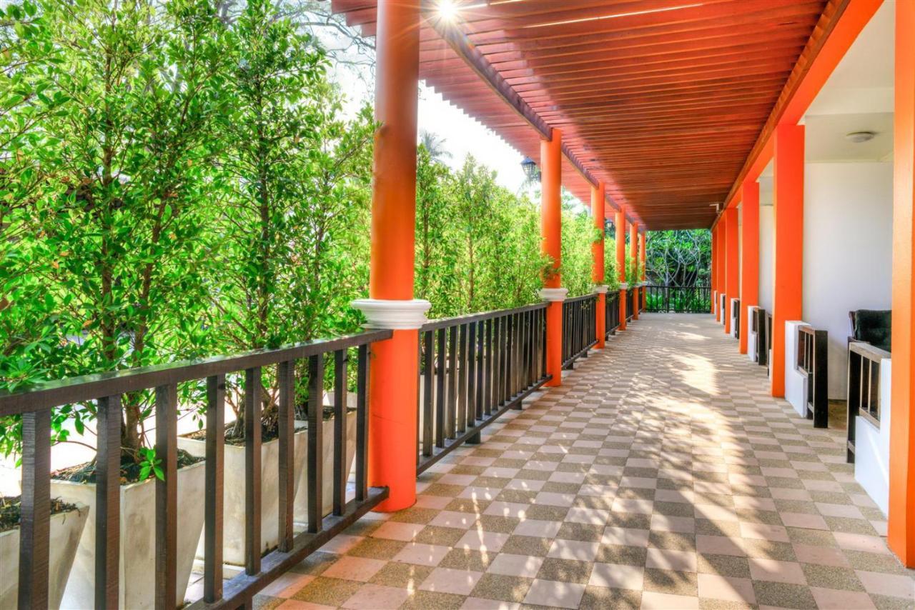 Palm Beach Resort Pran Buri Extérieur photo